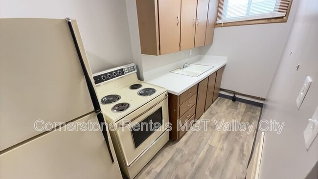 Photo - 227 Central Ave S