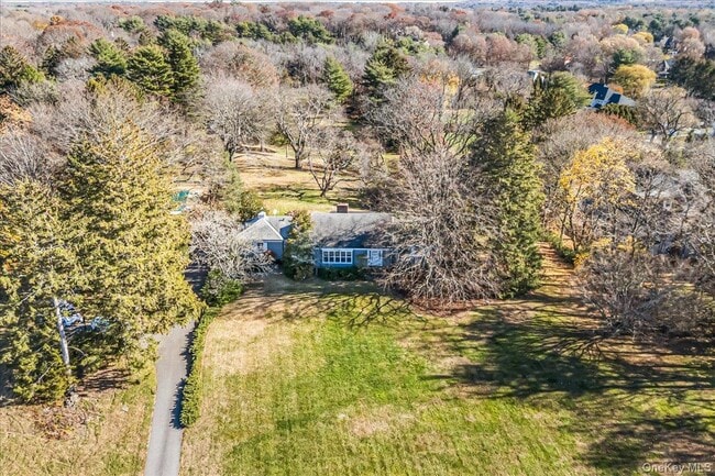 Photo - 110 Hegemans Ln