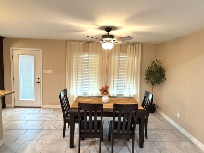 Photo - 314 Don Martin Dr