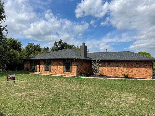 Move in Specials Available with occupancy ... - Move in Specials Available with occupancy ... House