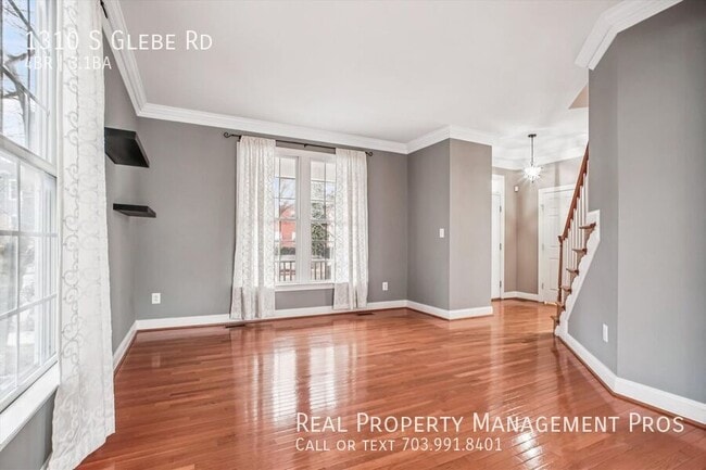 Photo - 1310 S Glebe Rd