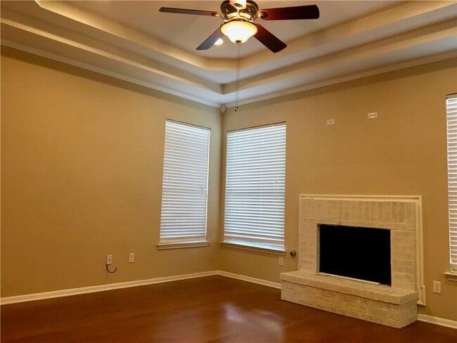 Photo - 3705 Eagles Nest St