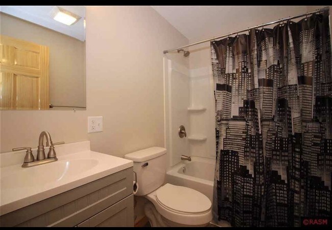 Photo - 116 Van Brunt St Unit 1