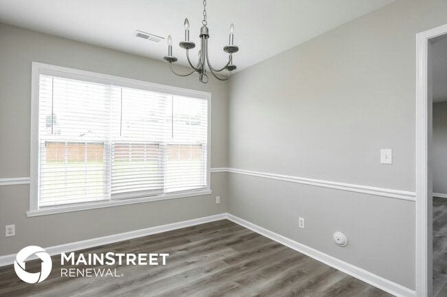 Photo - 1506 Hamilton Hills Dr