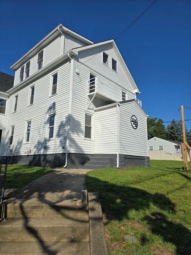 Photo - 316 Columbia Blvd Unit 4