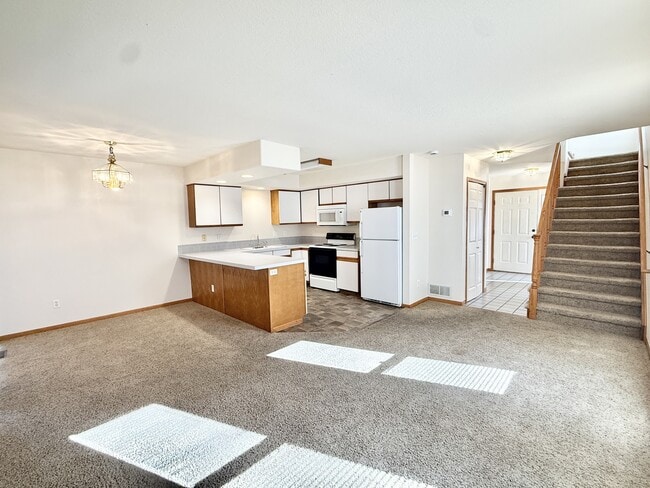 Photo - 1637 Westbridge Dr