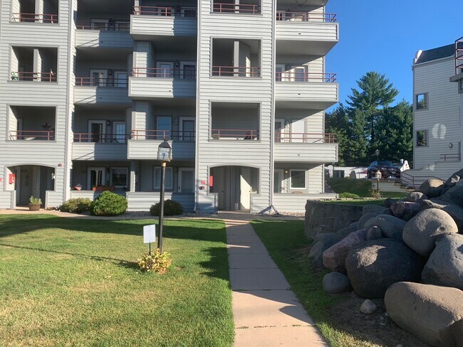 Photo - 530 E Hiawatha Dr Condo Unit 104