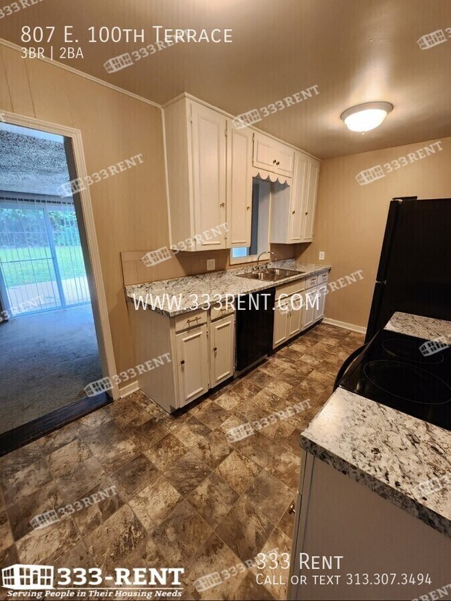 Photo - 807 E 100 Terrace