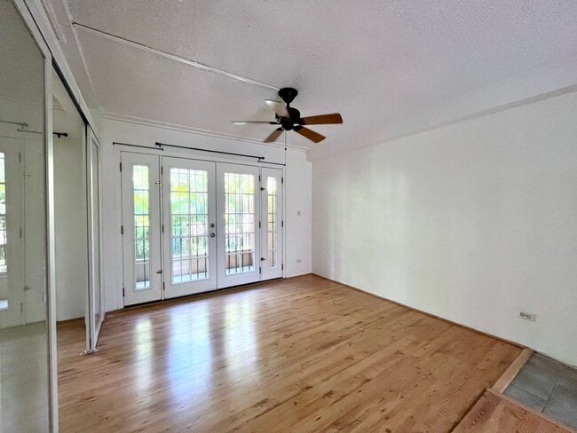 Photo - 1422 Heulu St