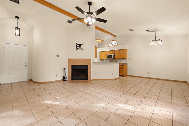 1604 Texas Oak Way