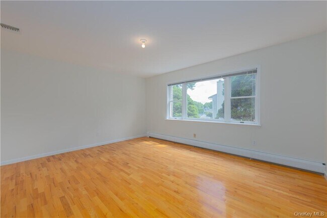 20 Madison Ct