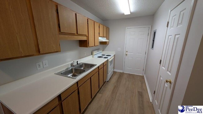 Photo - 16 N Franklin Dr