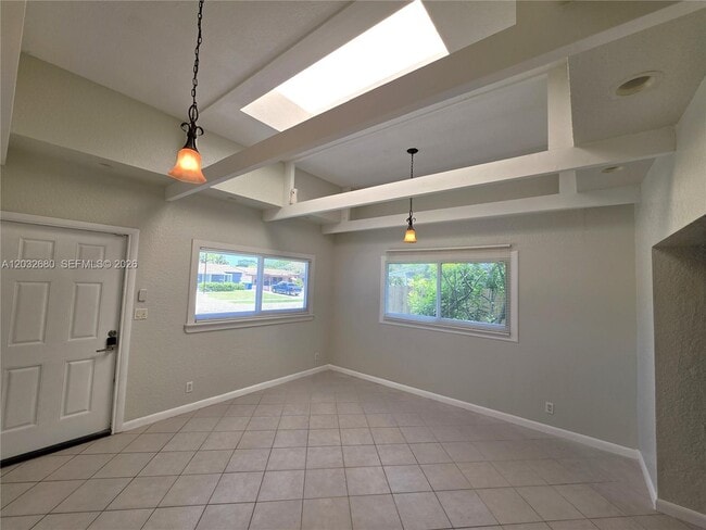 Photo - 5225 NE 4th Ave
