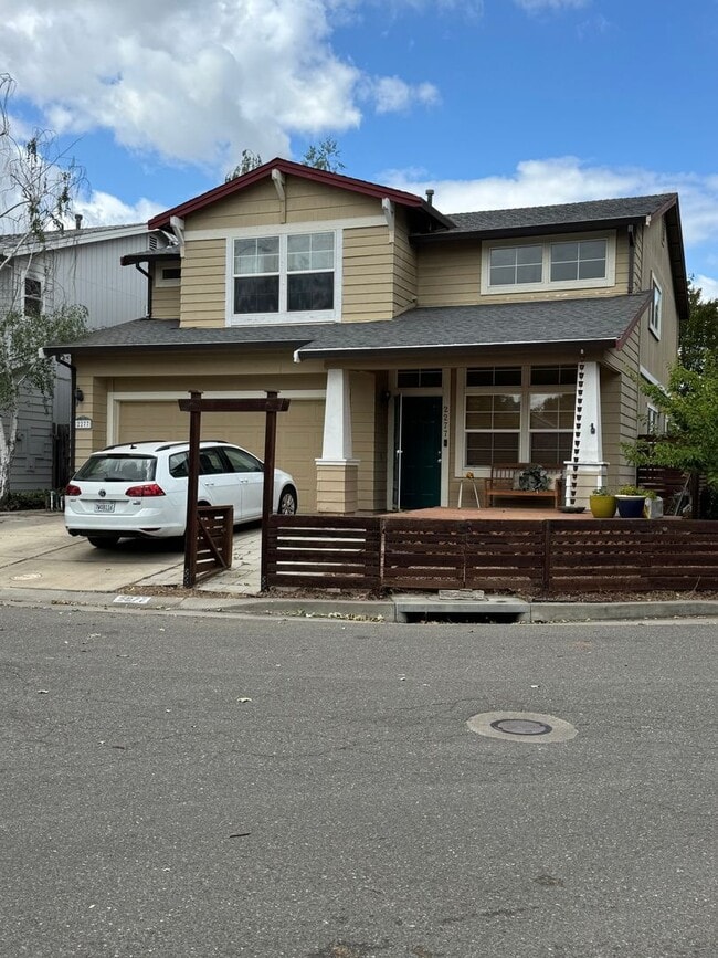 Building Photo - SOUTH DAVIS GEM
