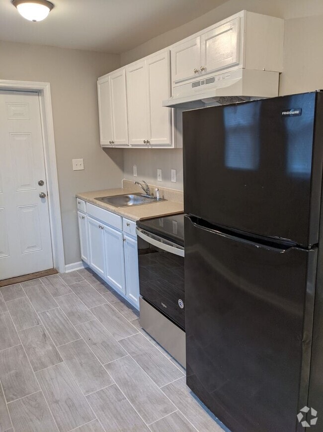 Building Photo - 950 Ira St SW Unit B Rental