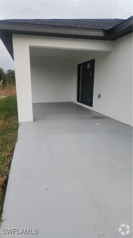 Building Photo - 1215 Bayou St Rental