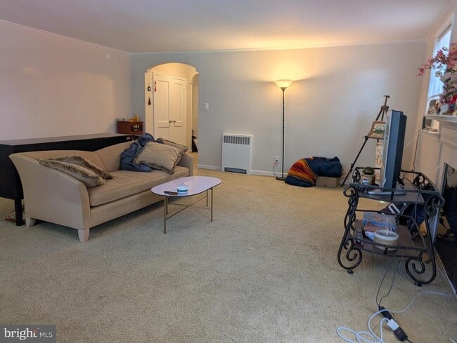 Building Photo - 2433 N 50th St Unit 1ST FL