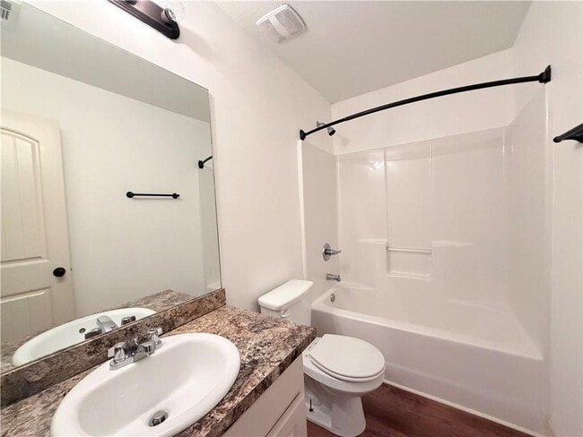 Photo - 292 Jameston Dr