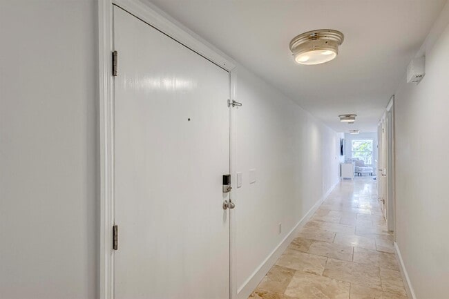 Building Photo - 296 Cypress Point Dr Unit 296 Rental
