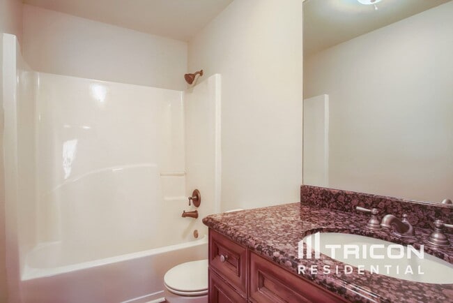 Photo - 125 Janney Cir