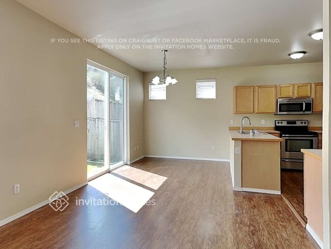 Photo - 18519 101st Ave E