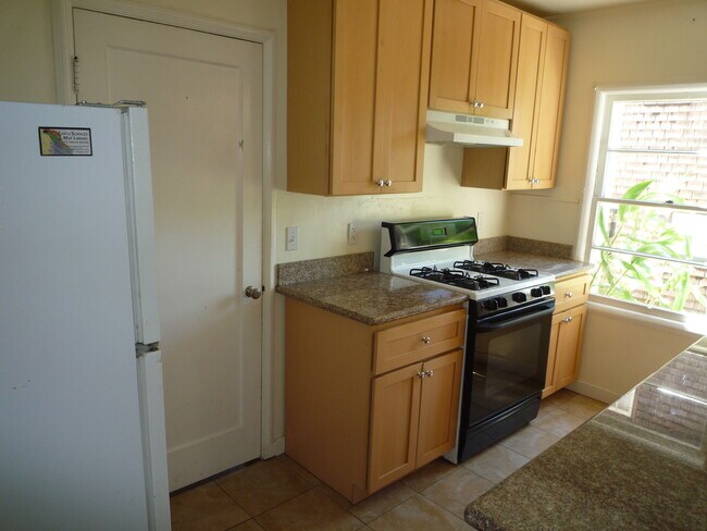 Photo - 2007 Rose St Unit A