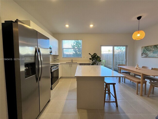 Photo - 2627 SE 28th Dr