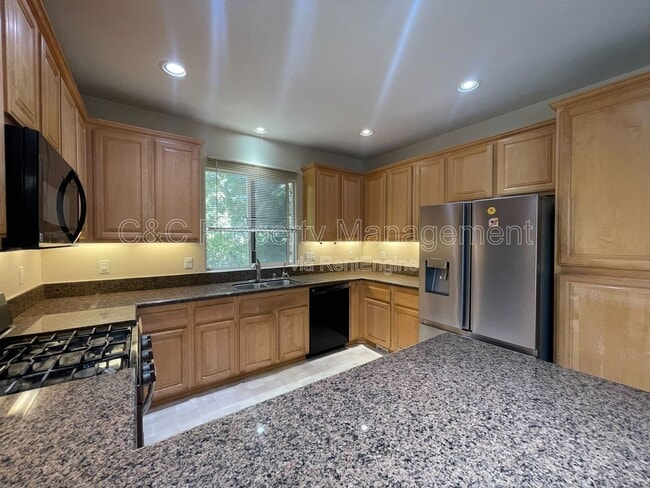 Photo - 389 Kentucky Ave