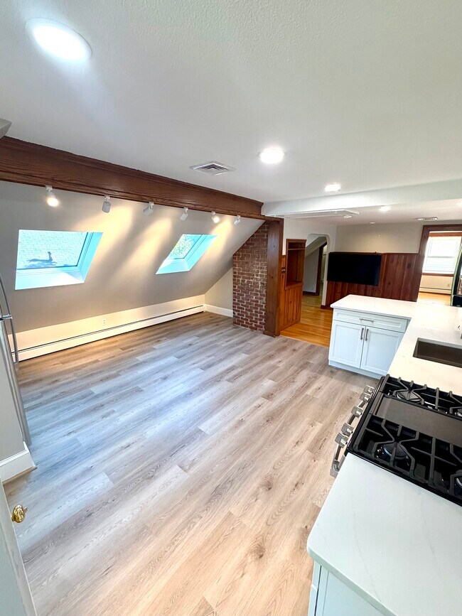 Photo - 7 Lovejoy St Unit #3