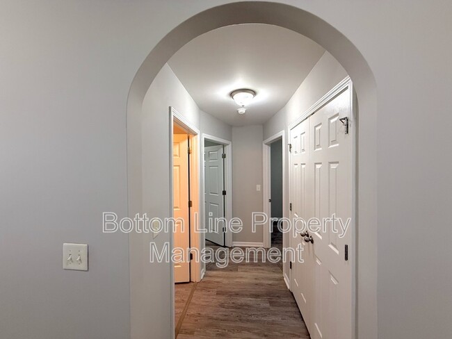Photo - 3850 Fircrest Dr