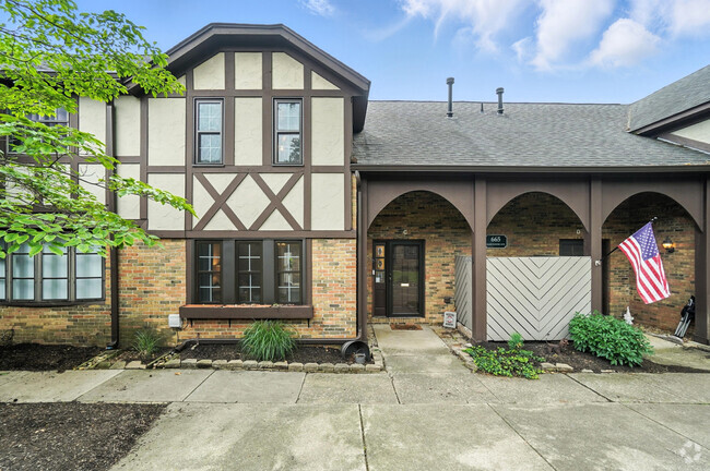 Building Photo - 665 Olde Towne Ave Unit C Rental