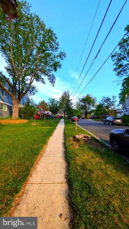 Photo - 2709 Navarre Dr