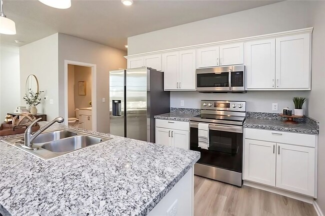 Building Photo - Modern Living in a Peaceful Retreat/ Townhome in Waukee for rent!
