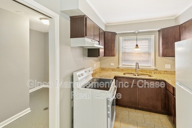 Photo - 17306 Holmes Ave