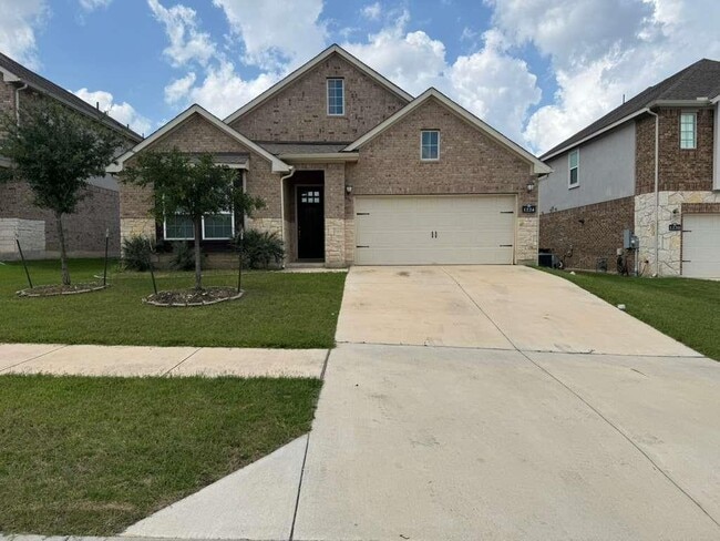 Building Photo - 141 Seminole Dr