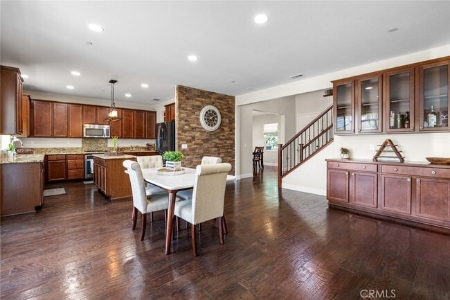 Photo - 25589 Foxglove Ln
