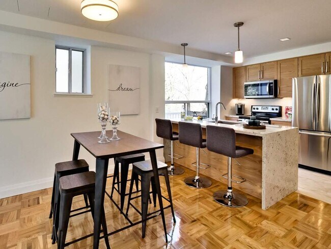 Photo - 42 Glen Elm Ave