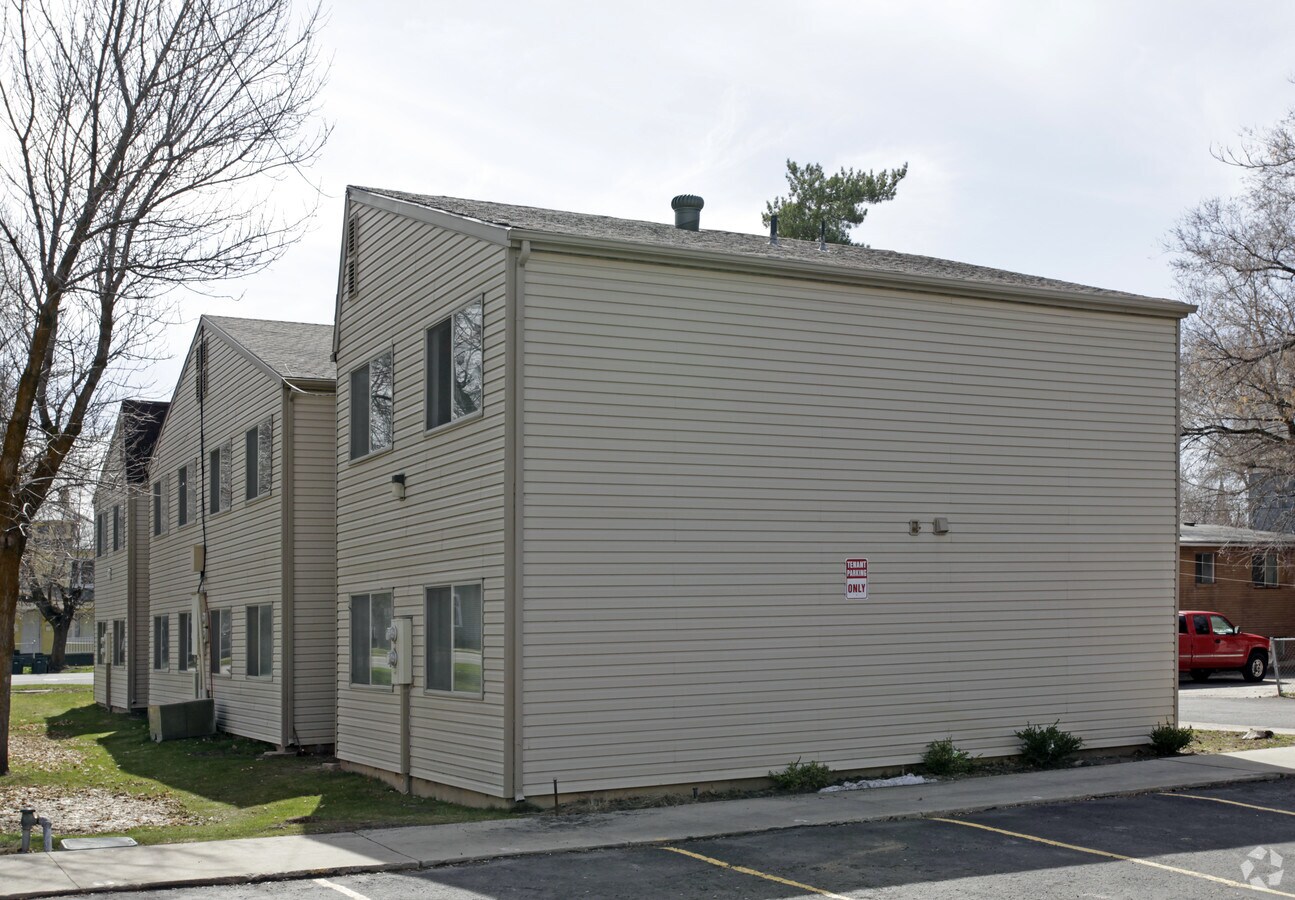 Normandie and Osmond Heights Apartments - Normandie and Osmond Heights Apartments
