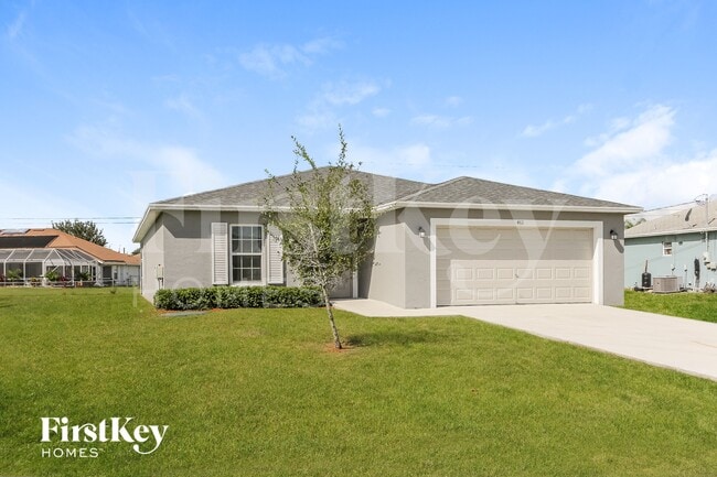 Photo - 461 SW Kestor Dr