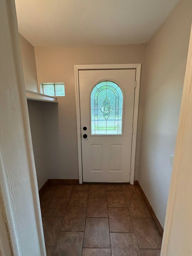 Photo - 21410 Doepfer Rd