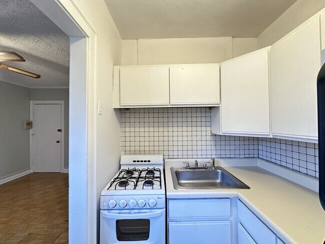 Photo - 653 W Belmont Ave Unidad 603