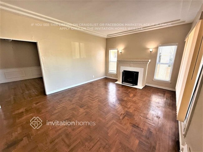 Photo - 9471 La Salle Ave House