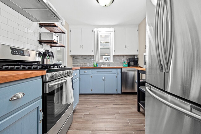 Photo - 6033 11th Ave S