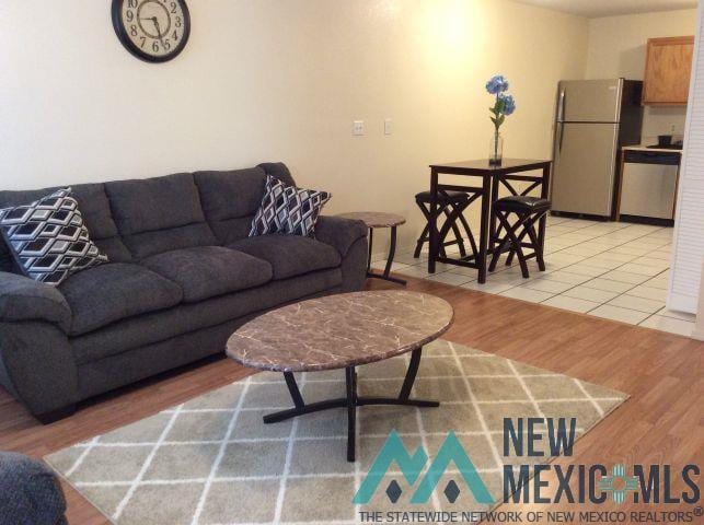 Photo - 129 Townsgate Plaza