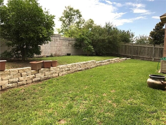 Building Photo - 2217 Westfalian Trail