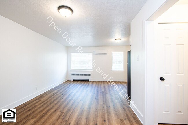 Photo - 1823 Griswold Dr Unit H22