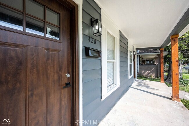 Photo - 426 N Bradley Ave