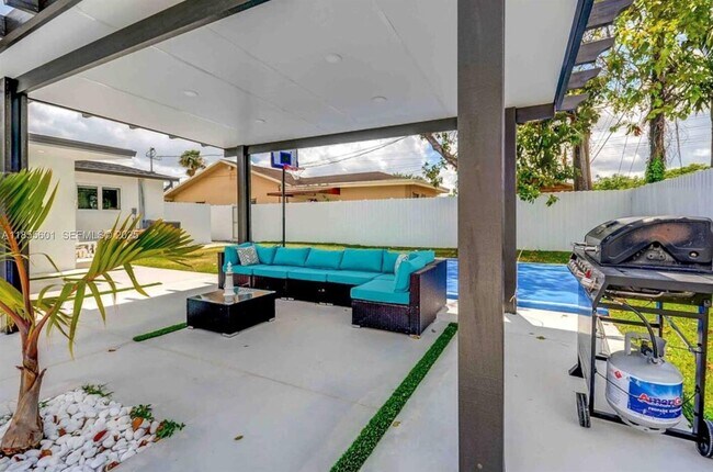 Photo - 3530 SW 104th Ave