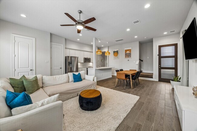 Photo - 1514 Canter Bayou Way
