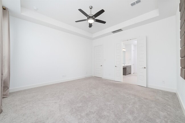 Building Photo - 32018 Crested Knl Ct